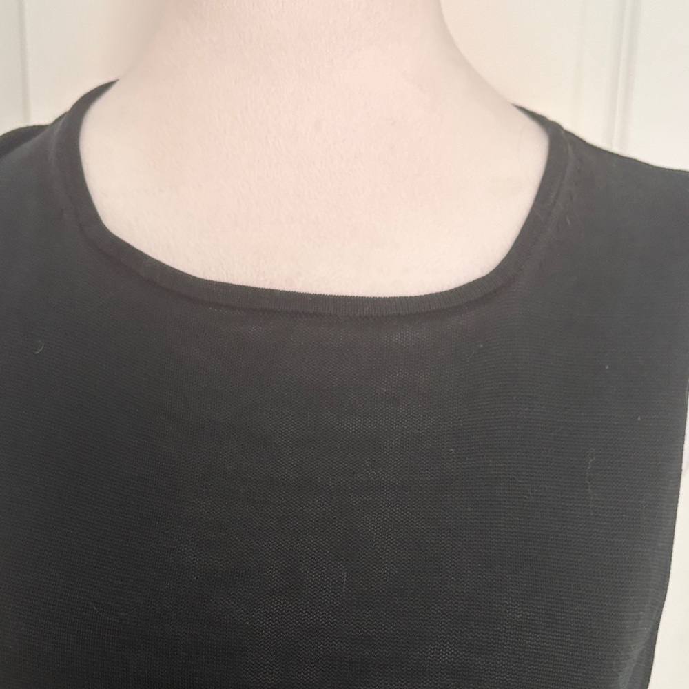 August Silk Classic Black Sleeveless Top - Picture 2 of 5